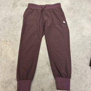 Vuori lightweight joggers